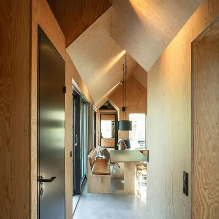 Hébergement de vacances Architect-designed House Among Dunes And Trees